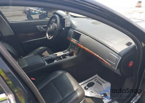 2011 Jaguar Xf Premium из США, поврежденный, VIN SAJWA0GB9BLS18763